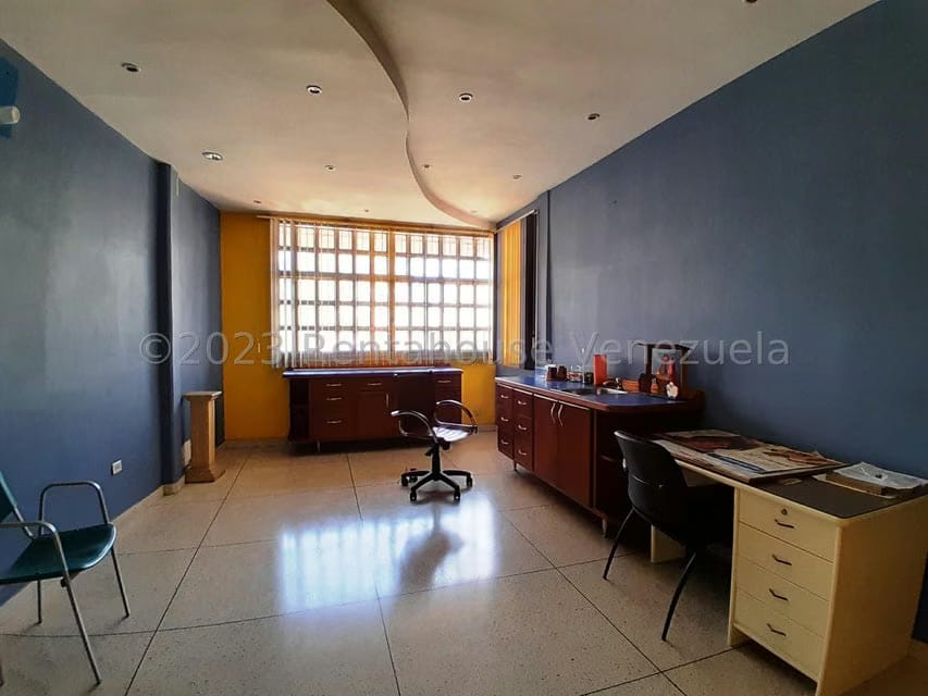 Comercial (Consultorio Medico) en Venta en Centro, Aragua - 13