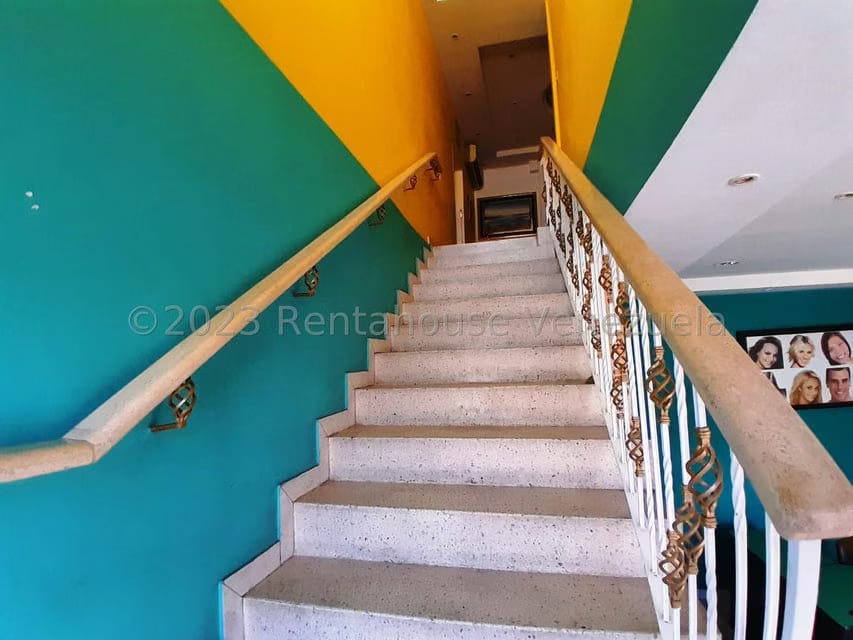 Comercial (Consultorio Medico) en Venta en Centro, Aragua - 8