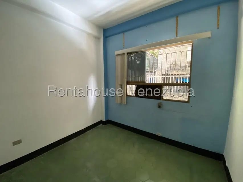 Comercial (Local Comercial) en Alquiler en El Bosque, Distrito Metropolitano - 4