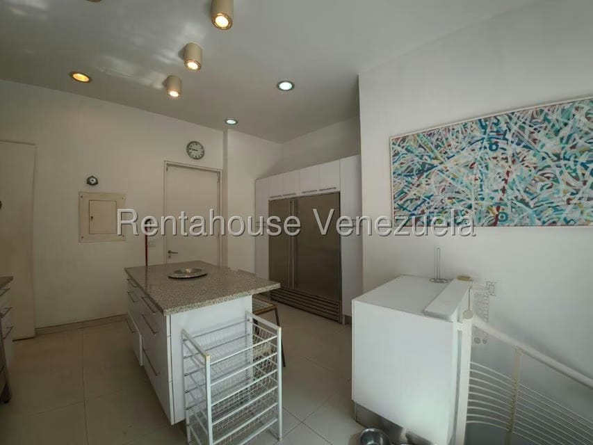Apartamento (1 Nivel) en Alquiler en Campo Alegre, Distrito Metropolitano - 19