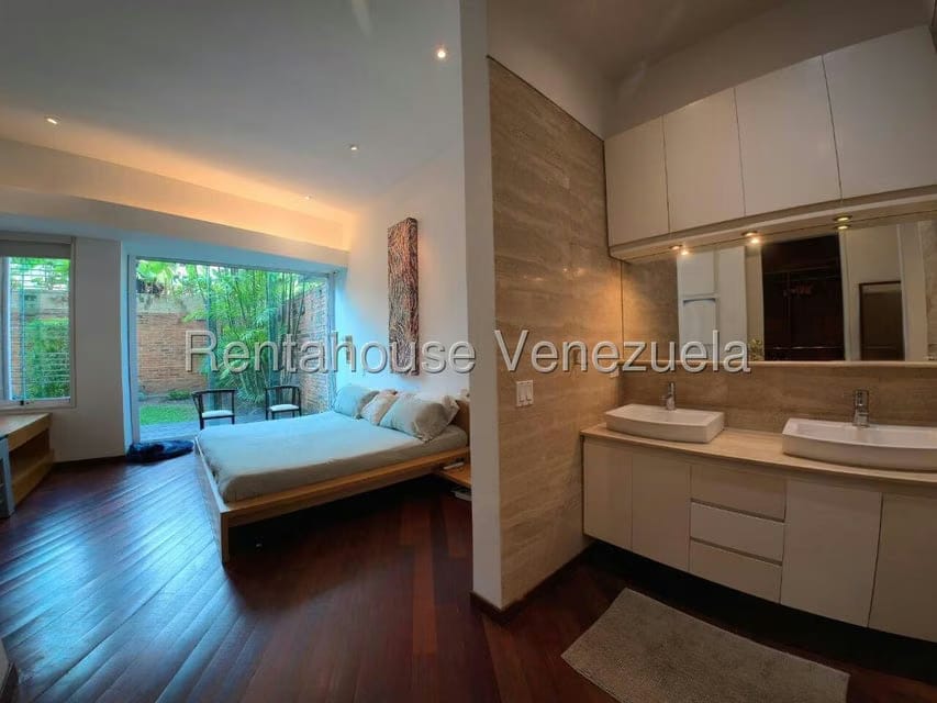 Apartamento (1 Nivel) en Alquiler en Campo Alegre, Distrito Metropolitano - 31