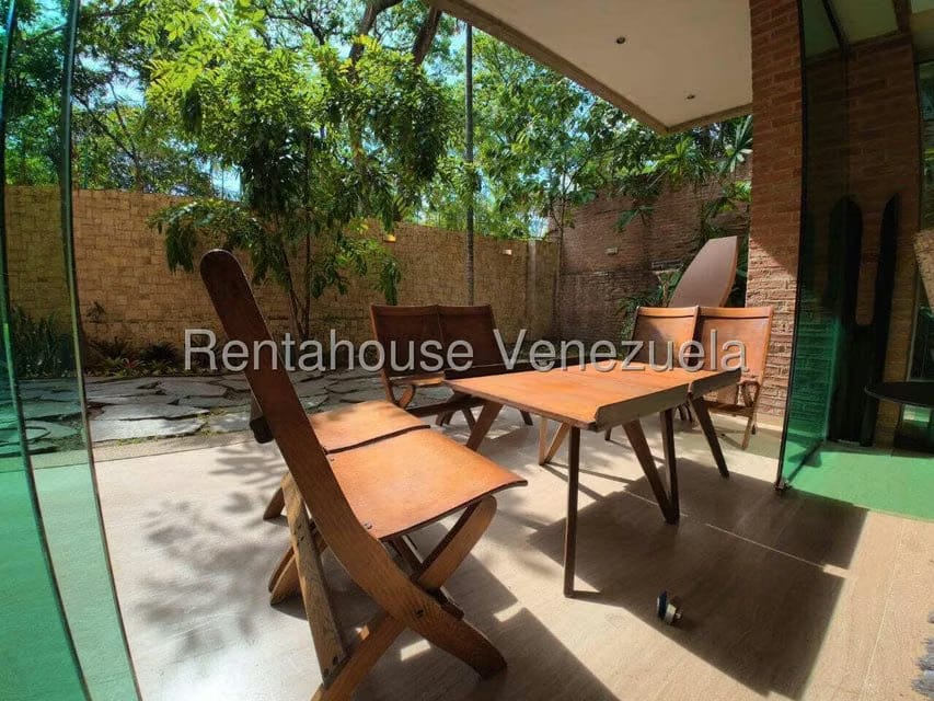 Apartamento (1 Nivel) en Alquiler en Campo Alegre, Distrito Metropolitano - 41