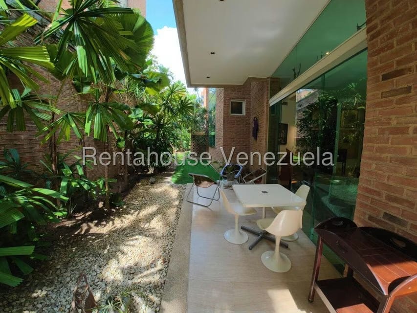 Apartamento (1 Nivel) en Alquiler en Campo Alegre, Distrito Metropolitano - 44