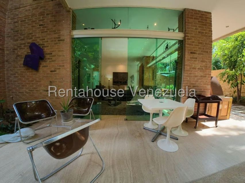 Apartamento (1 Nivel) en Alquiler en Campo Alegre, Distrito Metropolitano - 47