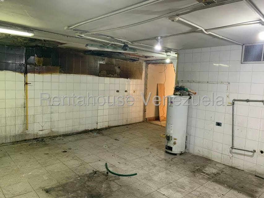 Comercial (Local Comercial) en Alquiler en La Castellana, Distrito Metropolitano - 15
