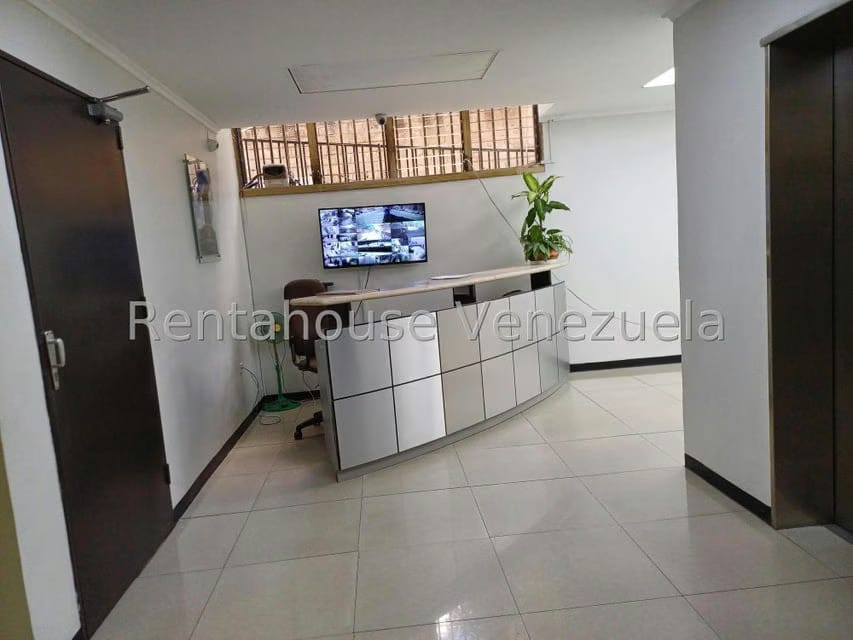 Comercial (Oficina) en Alquiler en La California Norte, Distrito Metropolitano - 2