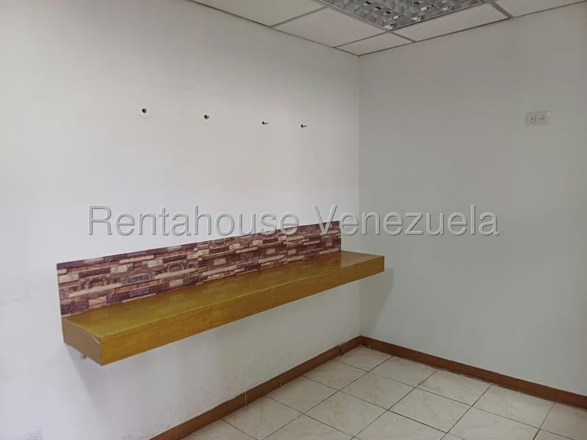 Comercial (Oficina) en Alquiler en La California Norte, Distrito Metropolitano - 11