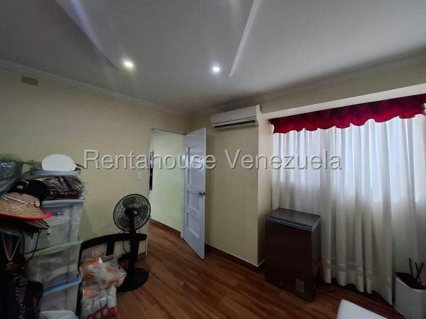 Apartamento (Multiples Niveles) en Venta en La Barraca, Aragua - 32