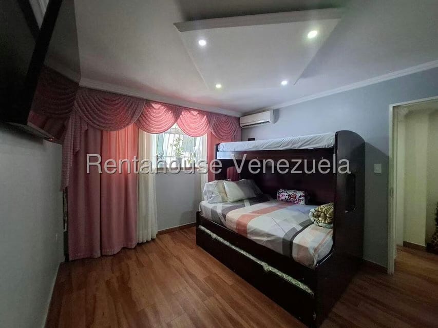 Apartamento (Multiples Niveles) en Venta en La Barraca, Aragua - 39