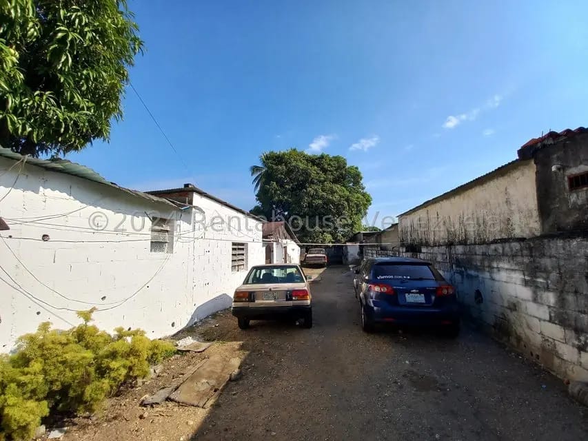 Terreno (Comercial) en Venta en Centro, Portuguesa - 13