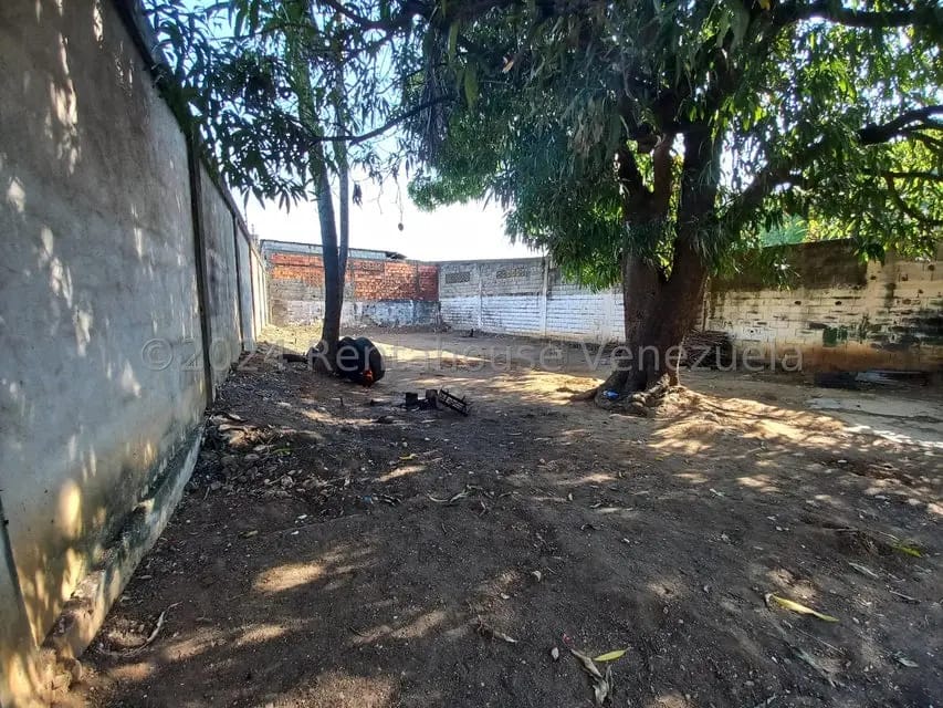 Terreno (Comercial) en Venta en Centro, Portuguesa - 5