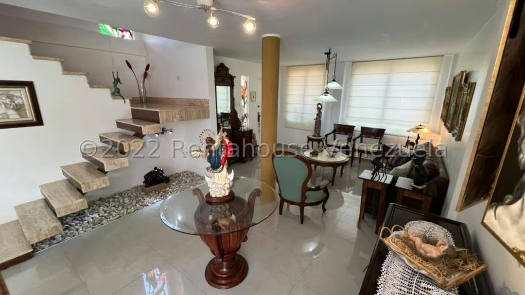 Casa (Duplex) en Venta en Parque el Retiro, Miranda - 4