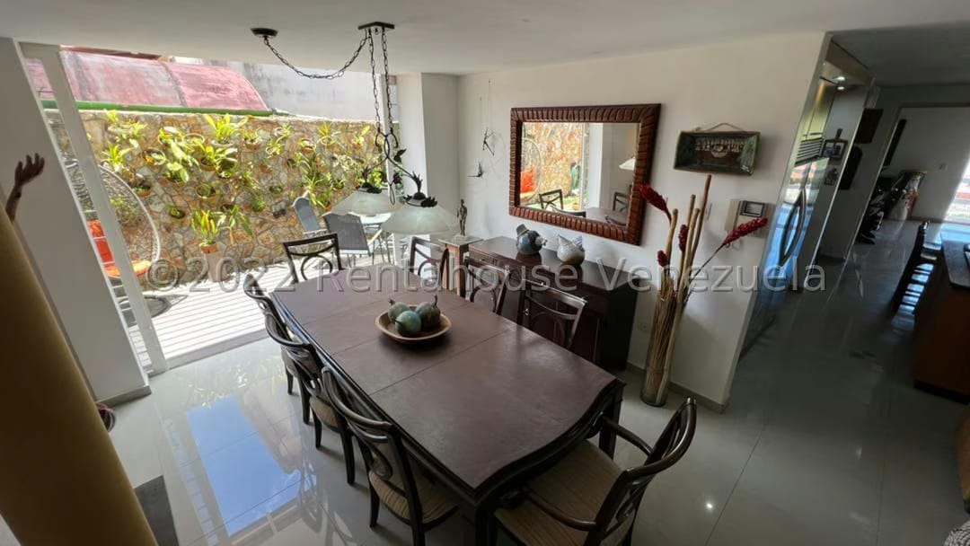 Casa (Duplex) en Venta en Parque el Retiro, Miranda - 7