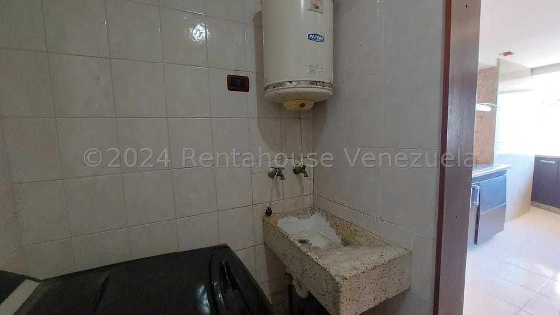 Apartamento (1 Nivel) en Alquiler en El Parral, Carabobo - 24