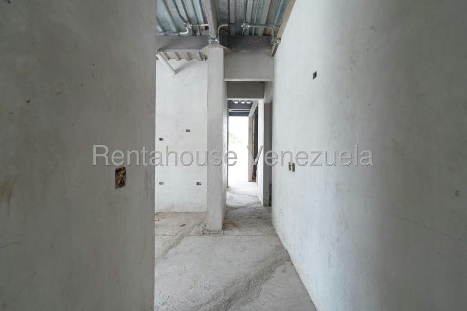 Casa (Duplex) en Venta en Santa Paula, Distrito Metropolitano - 20