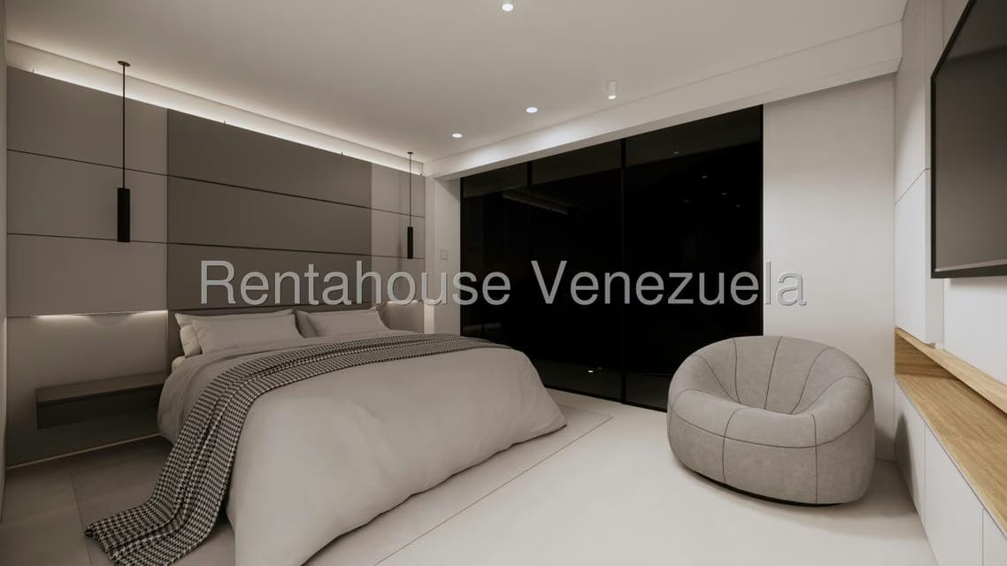 Casa (Duplex) en Venta en Santa Paula, Distrito Metropolitano - 33