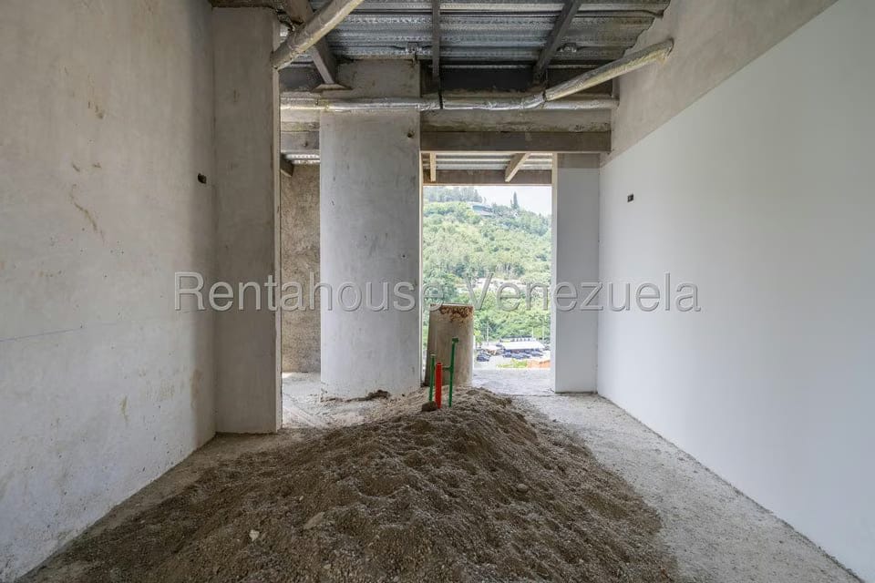 Casa (Duplex) en Venta en Santa Paula, Distrito Metropolitano - 34