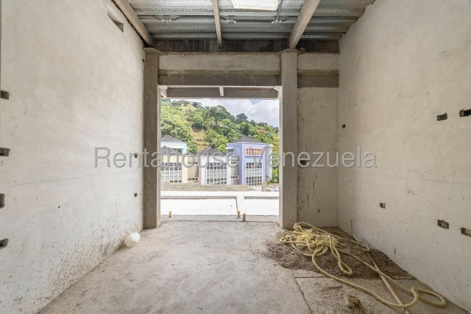 Casa (Duplex) en Venta en Santa Paula, Distrito Metropolitano - 46