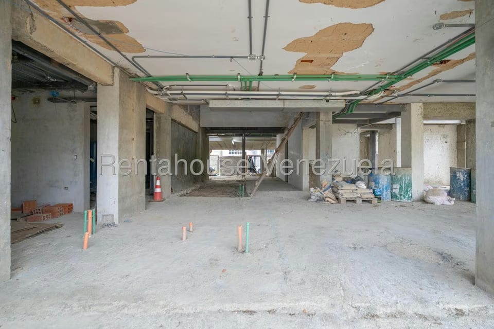 Casa (Duplex) en Venta en Santa Paula, Distrito Metropolitano - 58