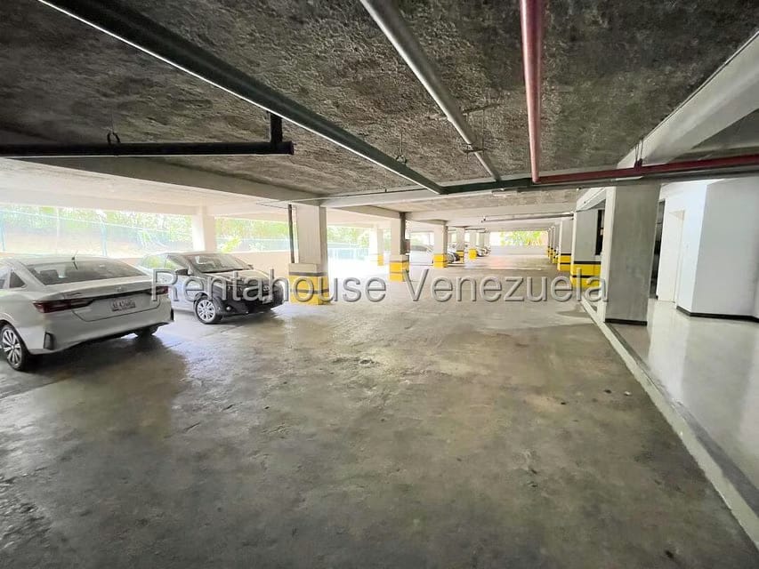 Apartamento (Duplex) en Venta en La Tahona, Distrito Metropolitano - 17