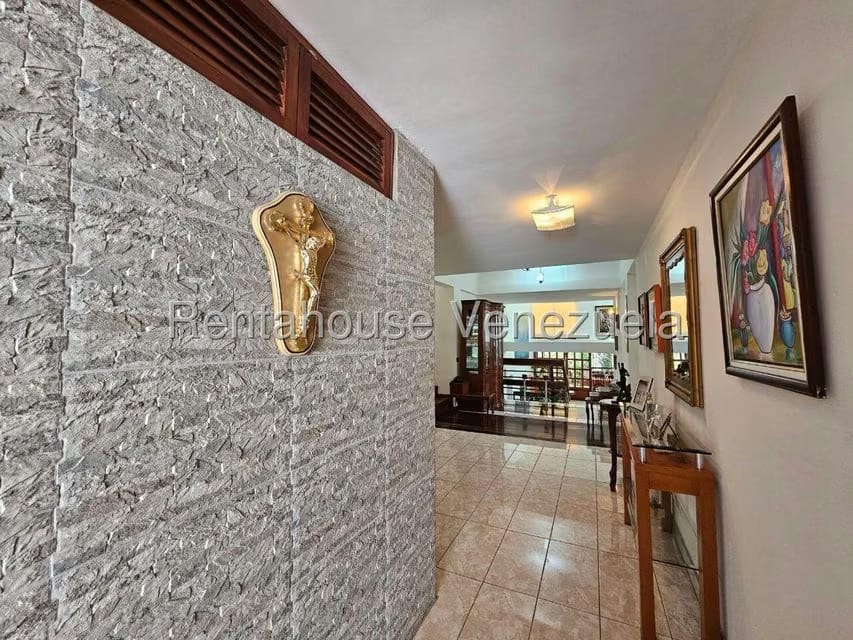 Casa (Multipes Niveles) en Venta en Lomas del Club Hipico, Distrito Metropolitano - 2