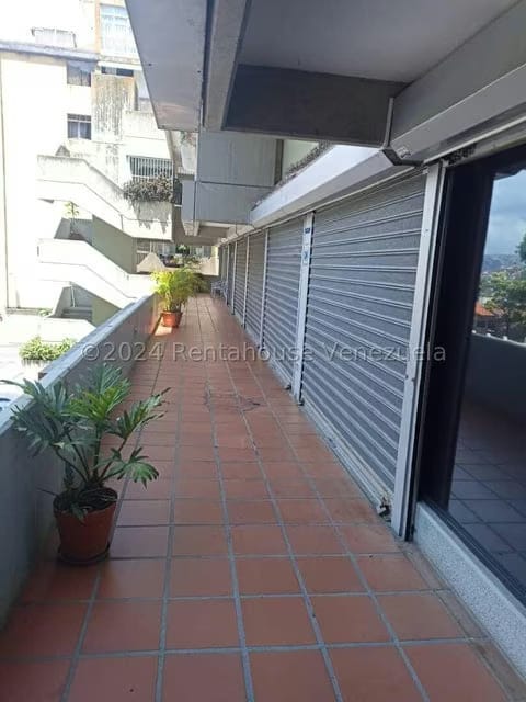Comercial (Consultorio Medico) en Venta en Santa Monica, Distrito Metropolitano - 2