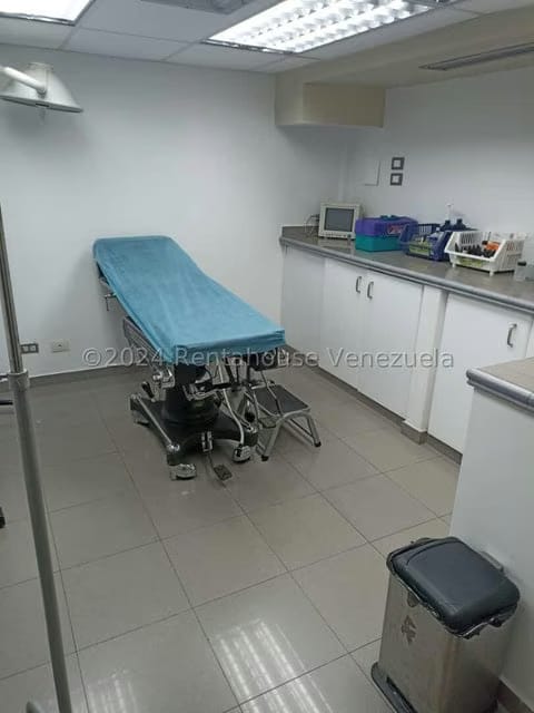 Comercial (Consultorio Medico) en Venta en Santa Monica, Distrito Metropolitano - 14