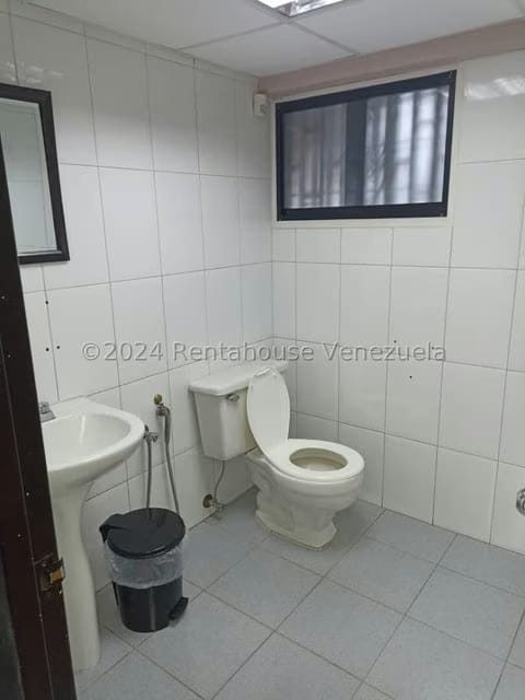 Comercial (Consultorio Medico) en Venta en Santa Monica, Distrito Metropolitano - 16