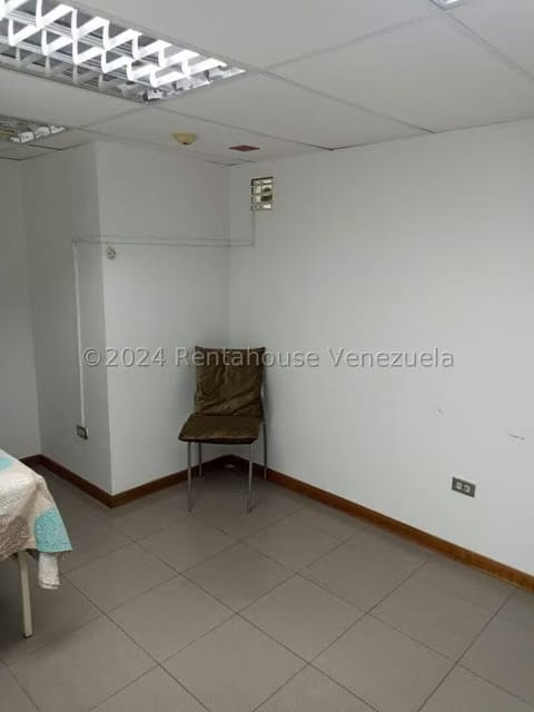 Comercial (Consultorio Medico) en Venta en Santa Monica, Distrito Metropolitano - 17