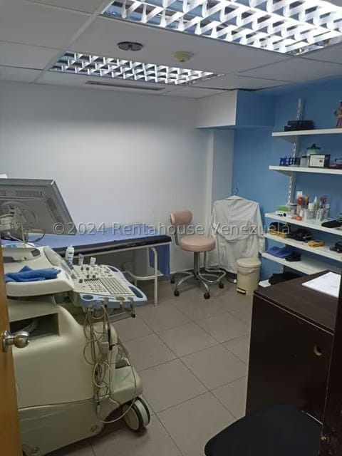 Comercial (Consultorio Medico) en Venta en Santa Monica, Distrito Metropolitano - 7