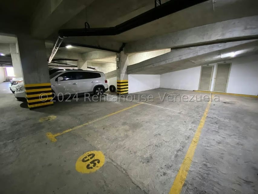 Apartamento (1 Nivel) en Venta en Lomas del Sol, Distrito Metropolitano - 56