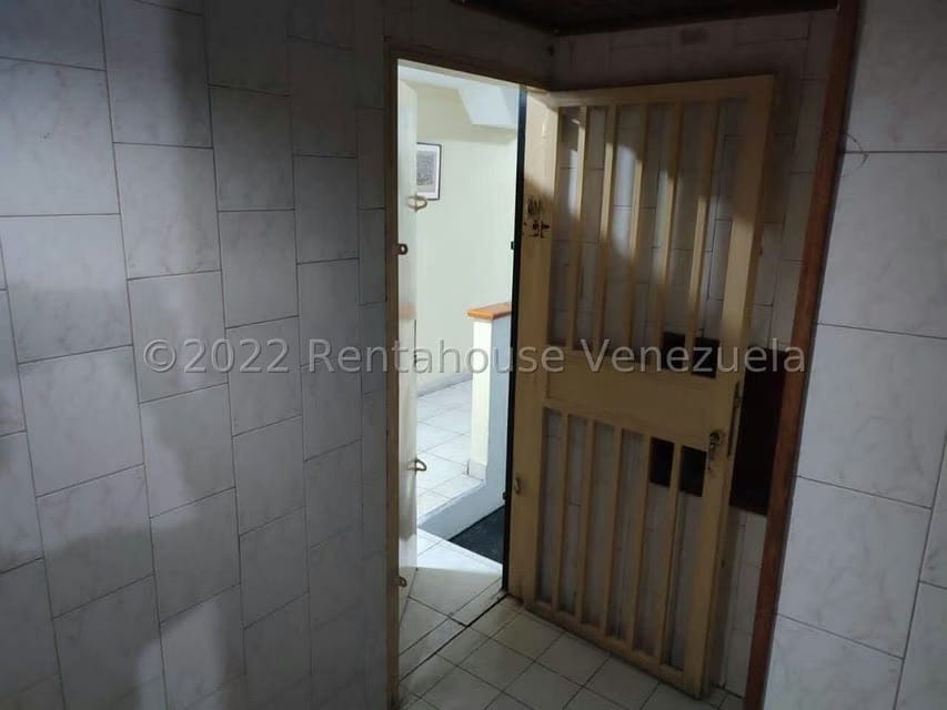 Comercial (Local Comercial) en Venta en Parroquia Catedral, Distrito Metropolitano - 3
