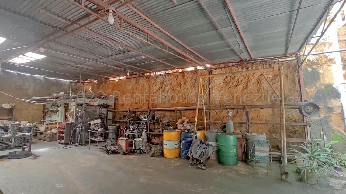 Comercial (Local Comercial) en Venta en Municipio Guaicaipuro, Miranda - 11