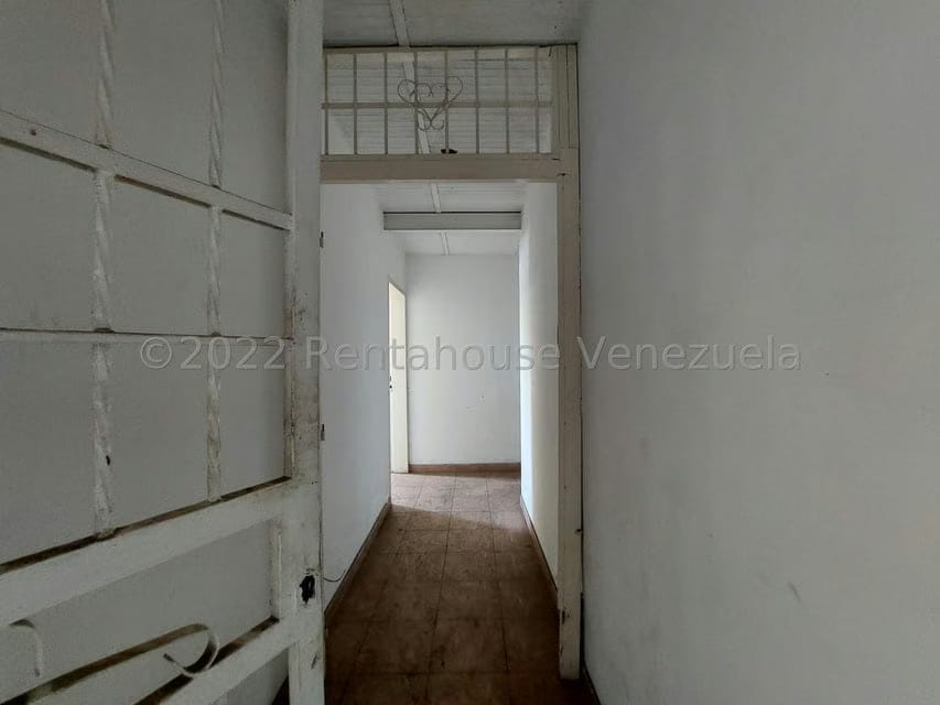 Comercial (Edificio) en Venta en Zona Centro, Aragua - 4