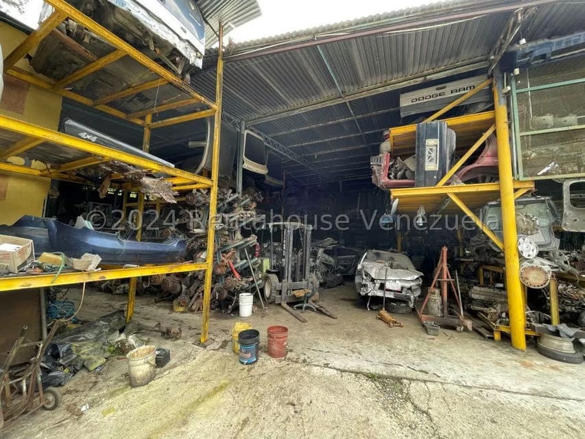 Negocios y Empresas (Automotores) en Venta en Las Salias, Miranda - 8
