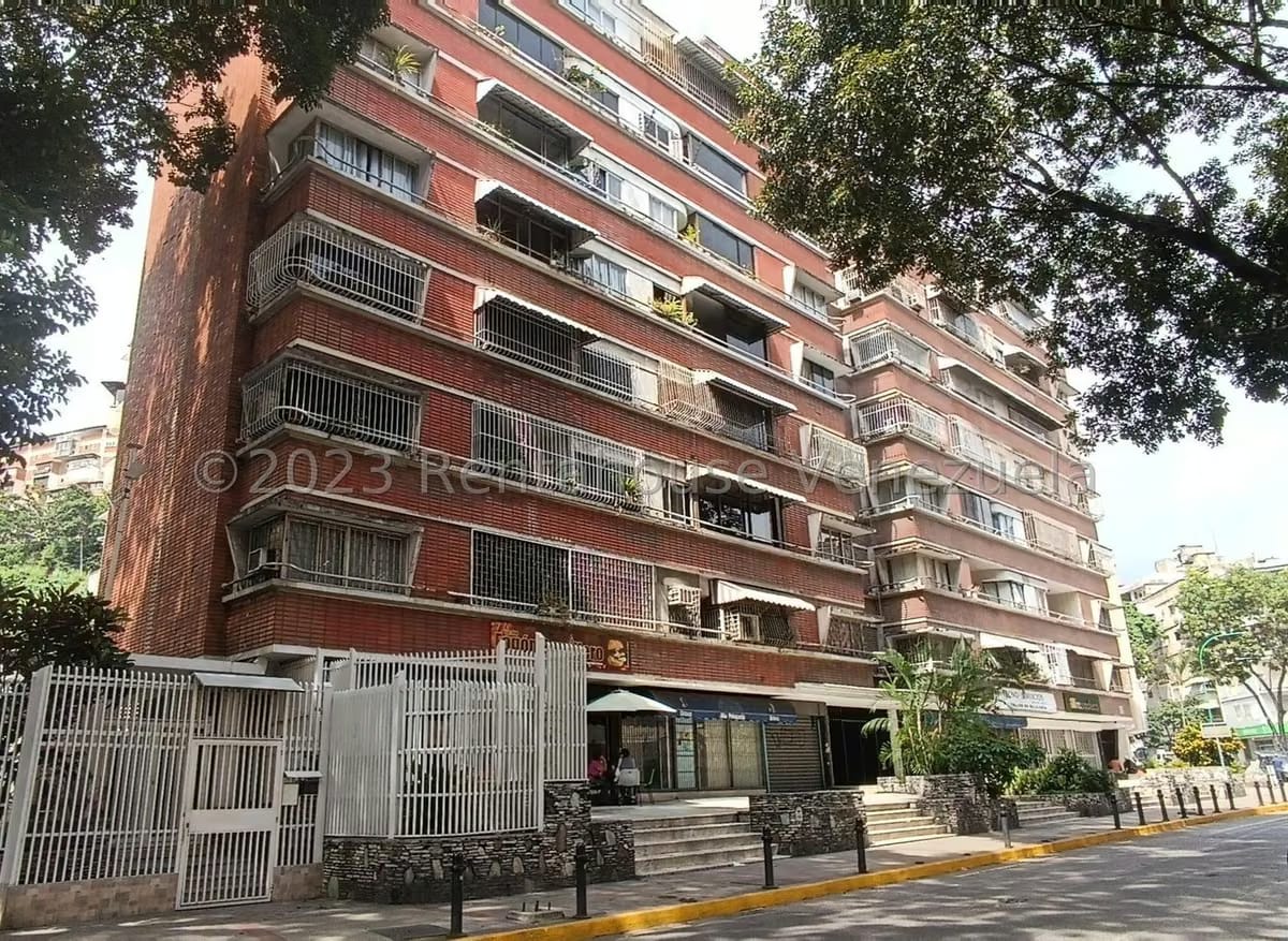 APARTAMENTO EN VENTA – ELENA MARIN NOBREGA
