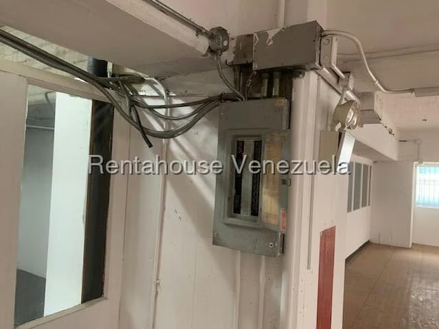 Comercial (Local Comercial) en Alquiler en Boleita Sur, Distrito Metropolitano - 16