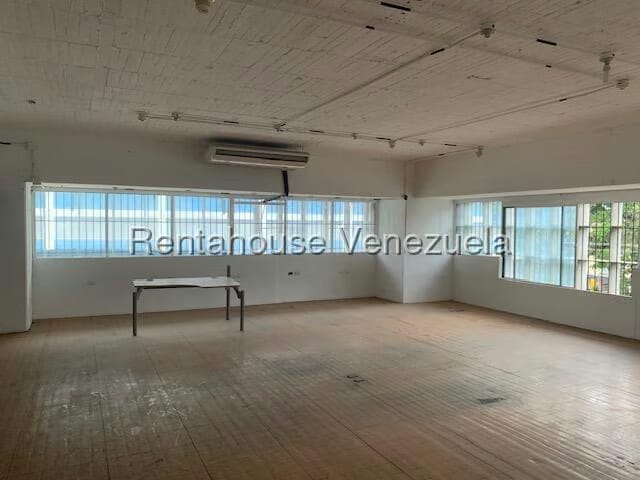 Comercial (Local Comercial) en Alquiler en Boleita Sur, Distrito Metropolitano - 17