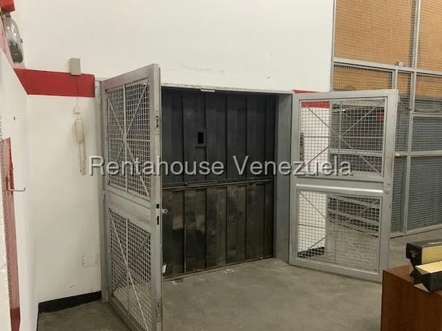 Comercial (Local Comercial) en Alquiler en Boleita Sur, Distrito Metropolitano - 4