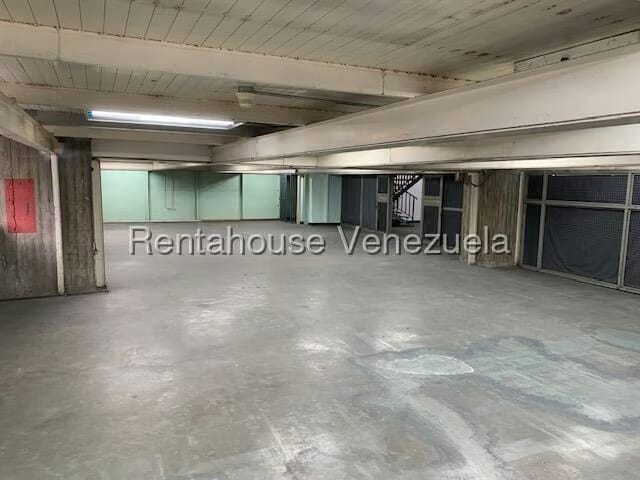 Comercial (Local Comercial) en Alquiler en Boleita Sur, Distrito Metropolitano - 8