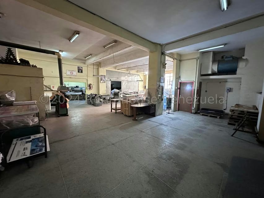 Comercial (Galpon - Deposito) en Alquiler en Parroquia Altagracia, Distrito Metropolitano - 23