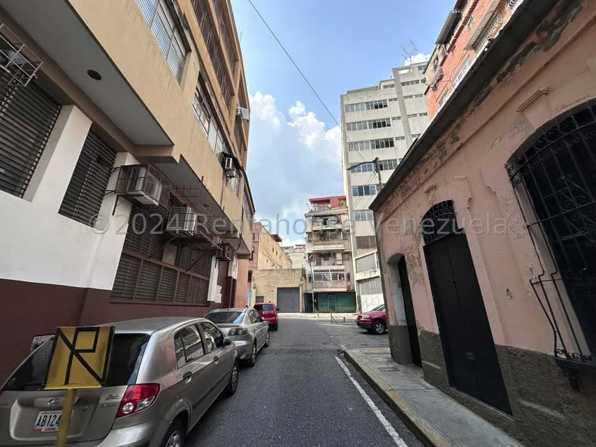 Comercial (Galpon - Deposito) en Alquiler en Parroquia Altagracia, Distrito Metropolitano - 36