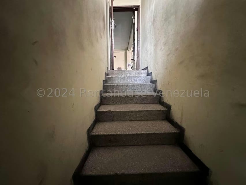 Comercial (Galpon - Deposito) en Alquiler en Parroquia Altagracia, Distrito Metropolitano - 39