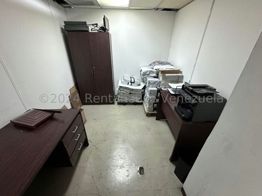 Comercial (Galpon - Deposito) en Alquiler en Parroquia Altagracia, Distrito Metropolitano - 10