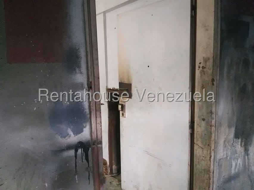 Comercial (Local Comercial) en Venta en Palo Verde, Distrito Metropolitano - 36