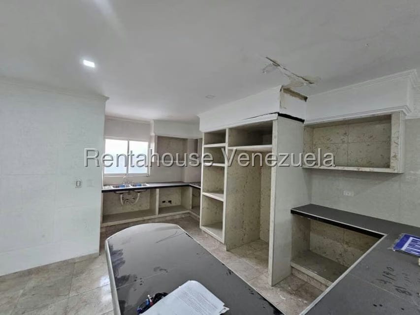 Apartamento (1 Nivel) en Venta en Zona Centro, Aragua - 11