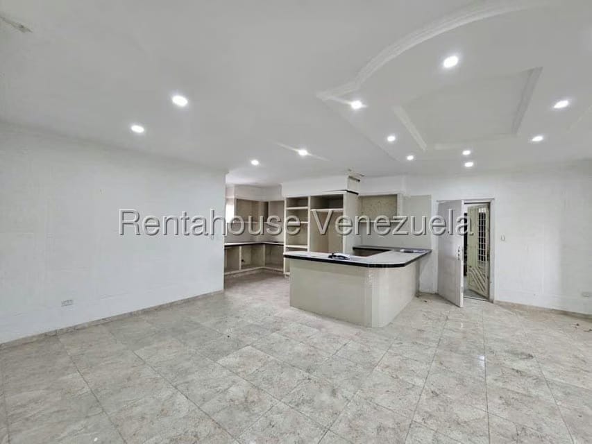 Apartamento (1 Nivel) en Venta en Zona Centro, Aragua - 13