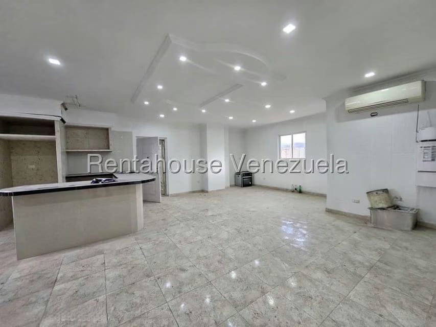Apartamento (1 Nivel) en Venta en Zona Centro, Aragua - 15