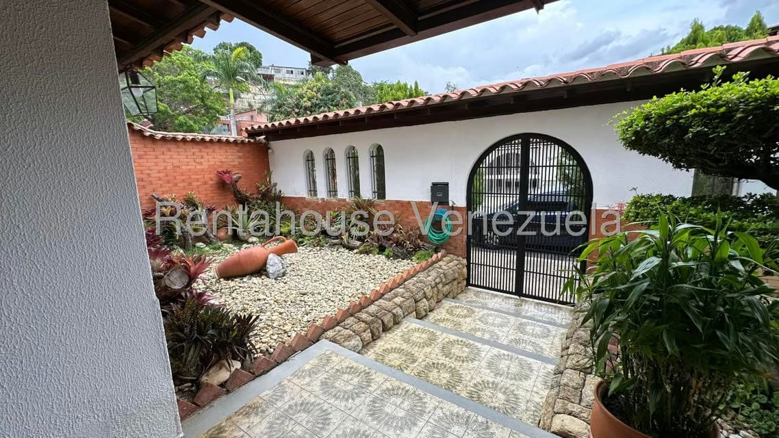 Casa (1 Nivel) en Venta en Macaracuay, Distrito Metropolitano - 3