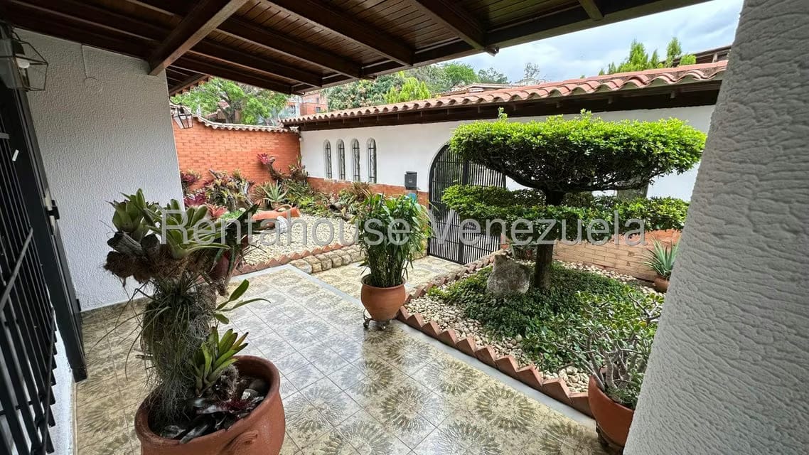 Casa (1 Nivel) en Venta en Macaracuay, Distrito Metropolitano - 5